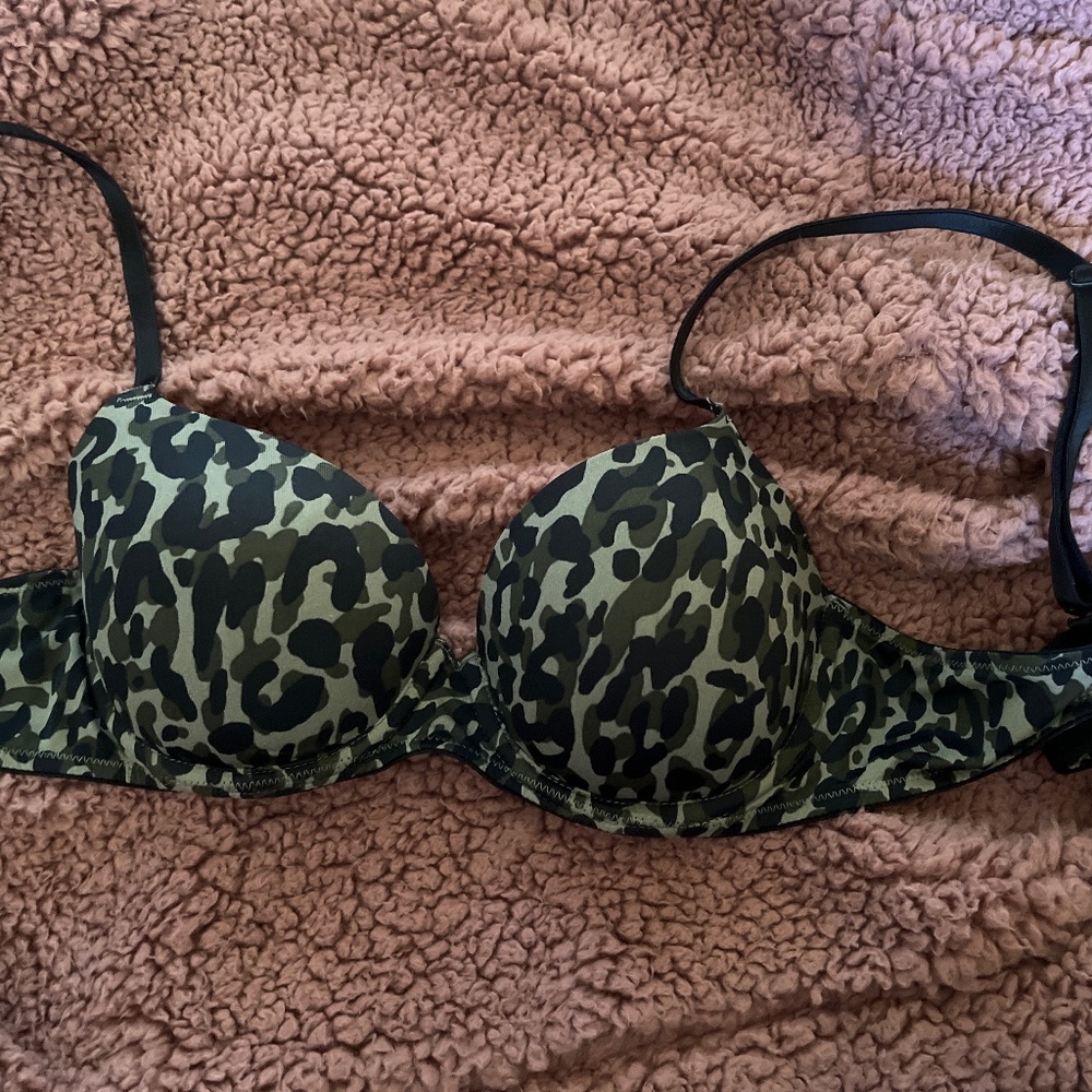 Pink wear everywhere cheetah print bra size 34B